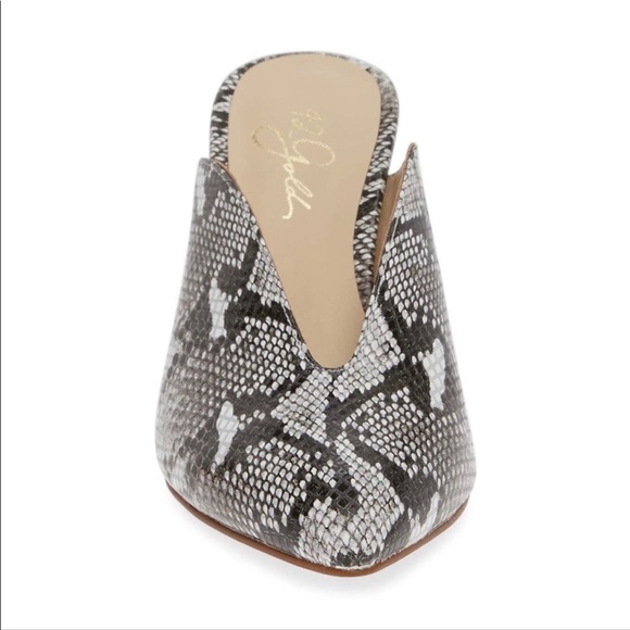 New without Box 42 Gold Snake Slipped On Heel Mule - Picture 2 of 9